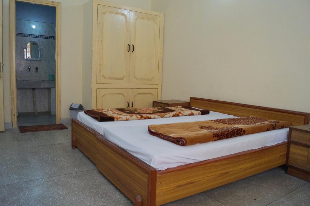 Hotel Uday Palace Pipalkoti Zewnętrze zdjęcie